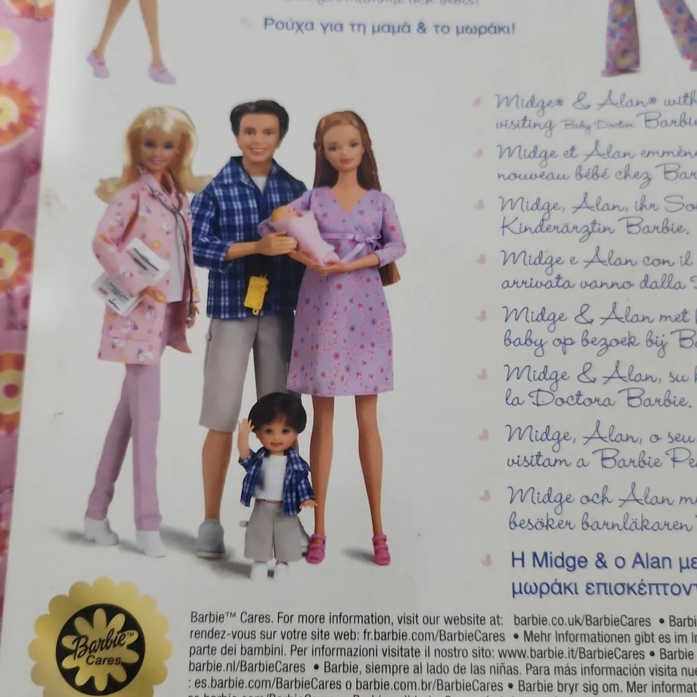 FEATURES MIDGE,BARBIES BEST FRIEND.